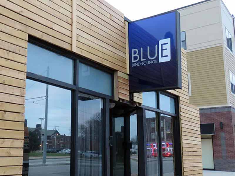 Blue Dine & Lounge Backlit Sign